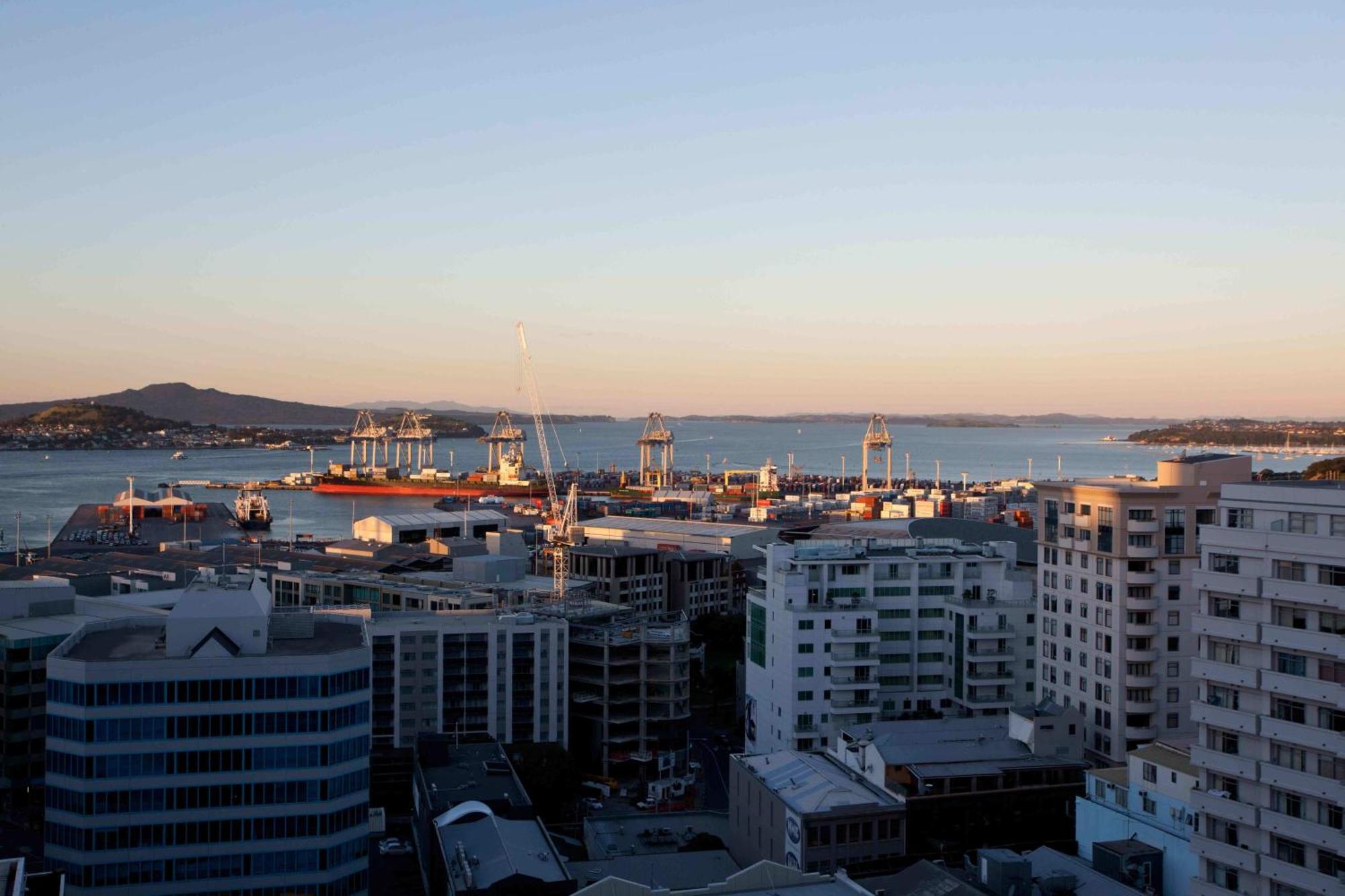 The Quadrant Hotel & Suites Auckland Exterior foto